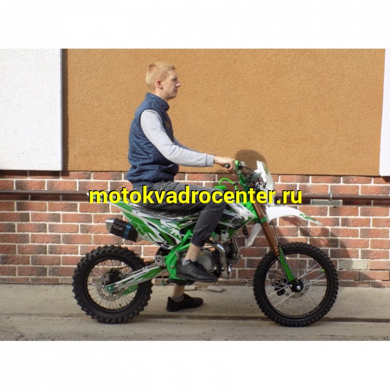 Купить  Питбайк Motoland APEX 140 (спортинв),4Т,140cc, возд-масл. охл., кикст., золотая цепь, регулир. подвеска, фара,моточасы,17"/14", (Бер) (шт) (ML 9542 купить с доставкой по Москве и России, цена, технические характеристики, комплектация фото  - motoserp.ru