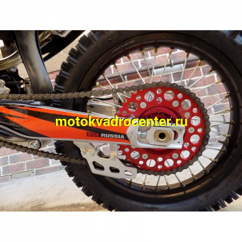 Купить  Мотоцикл Кросс/Эндуро BSE Z7 300e 21/18 Orange Blast 1 2022г (спортинв), 21/18, 4Т, 300cc, ZS174MN, карбюр, жидкос. охлажд, (зал) (шт)   купить с доставкой по Москве и России, цена, технические характеристики, комплектация фото  - motoserp.ru