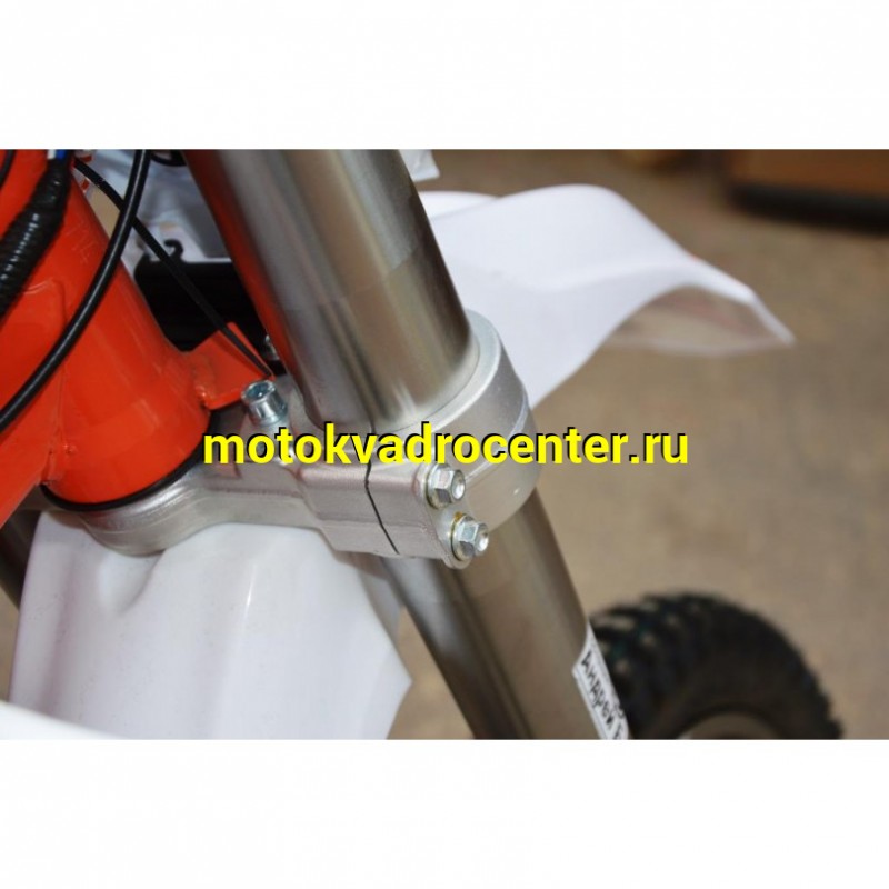 Купить  Мотоцикл Кросс/Эндуро BSE Z7 300e 21/18 Orange Blast 1 2022г (спортинв), 21/18, 4Т, 300cc, ZS174MN, карбюр, жидкос. охлажд, (зал) (шт)   купить с доставкой по Москве и России, цена, технические характеристики, комплектация фото  - motoserp.ru