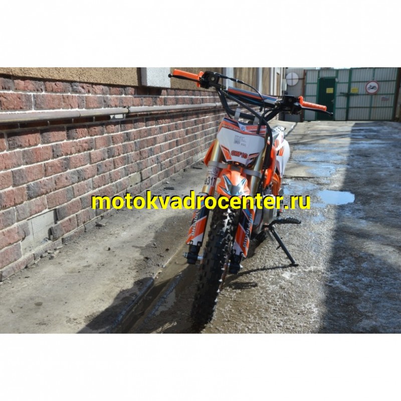 Купить  Питбайк Motoland CRF 10 (спортинв), 70сс, 4Т, оранжевый, .возд.охл., АВТОМАТ, эл-стартер, диск/диск ,12"/10" (шт) (ML 18649 купить с доставкой по Москве и России, цена, технические характеристики, комплектация фото  - motoserp.ru