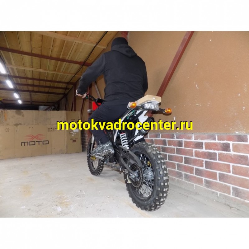 Купить  Мопед / питбайк Vento PitBike-50E LUX, 17/14, 49cc, 139FMB, фара/повор/стоп/зеркала, кик+электр., КПП 1-N-2-3-4  (шт) 01250 купить с доставкой по Москве и России, цена, технические характеристики, комплектация фото  - motoserp.ru