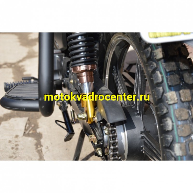 Купить  Мопед Millenium Alpha RS11 Champ  4Т; 50cc; колеса 17&quot;литые; 4пер, эл. старт; (шт) 01250 (ТехМаркет купить с доставкой по Москве и России, цена, технические характеристики, комплектация фото  - motoserp.ru