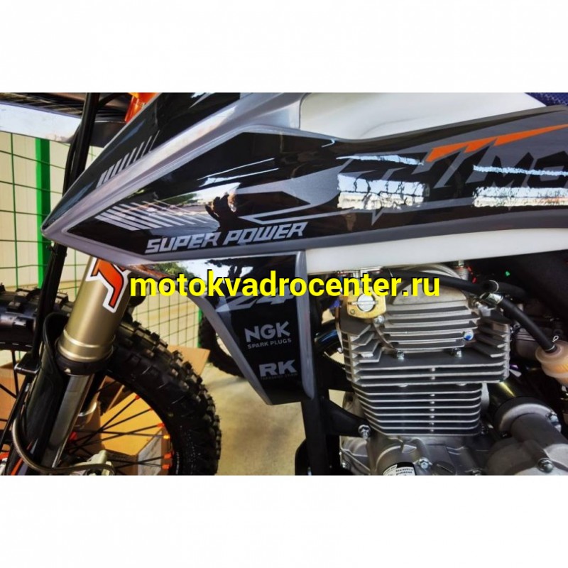 Купить  Мотоцикл Кросс/Эндуро JHL MOTO Z4 PR (спортинв) 21/18, 250cc, ZS172FMM-5,подвеска CN Absorber (HTW 2х картриджная) (зал) (шт) (ТехМаркет купить с доставкой по Москве и России, цена, технические характеристики, комплектация фото  - motoserp.ru