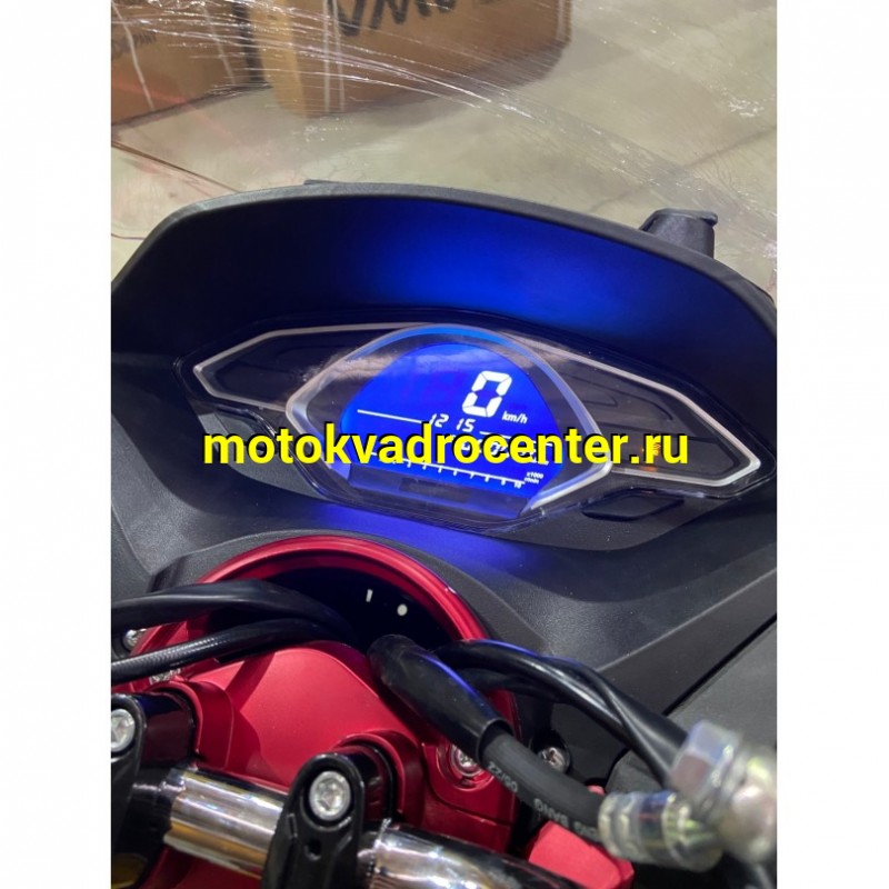 Купить  Скутер VENTO PCX (200) (реплика HONDA PCX)  4Т, 200сс, карб, диск/диск, литые 14"/14", безключевой доступ, сигнализ. (шт) (Vento купить с доставкой по Москве и России, цена, технические характеристики, комплектация фото  - motoserp.ru