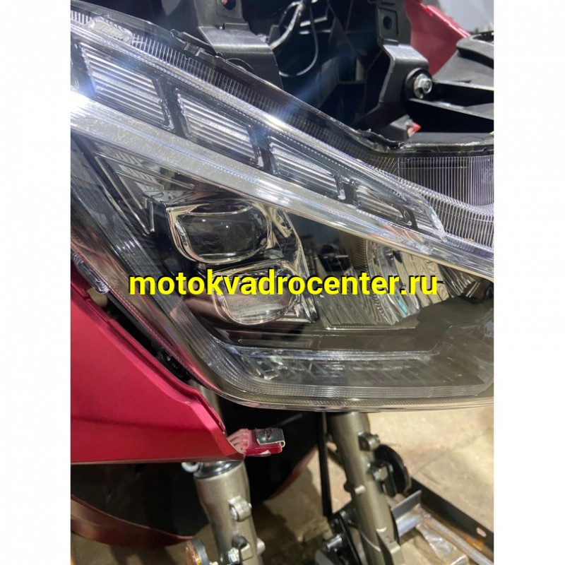 Купить  Скутер VENTO PCX (200) (реплика HONDA PCX)  4Т, 200сс, карб, диск/диск, литые 14"/14", безключевой доступ, сигнализ. (шт) (Vento купить с доставкой по Москве и России, цена, технические характеристики, комплектация фото  - motoserp.ru