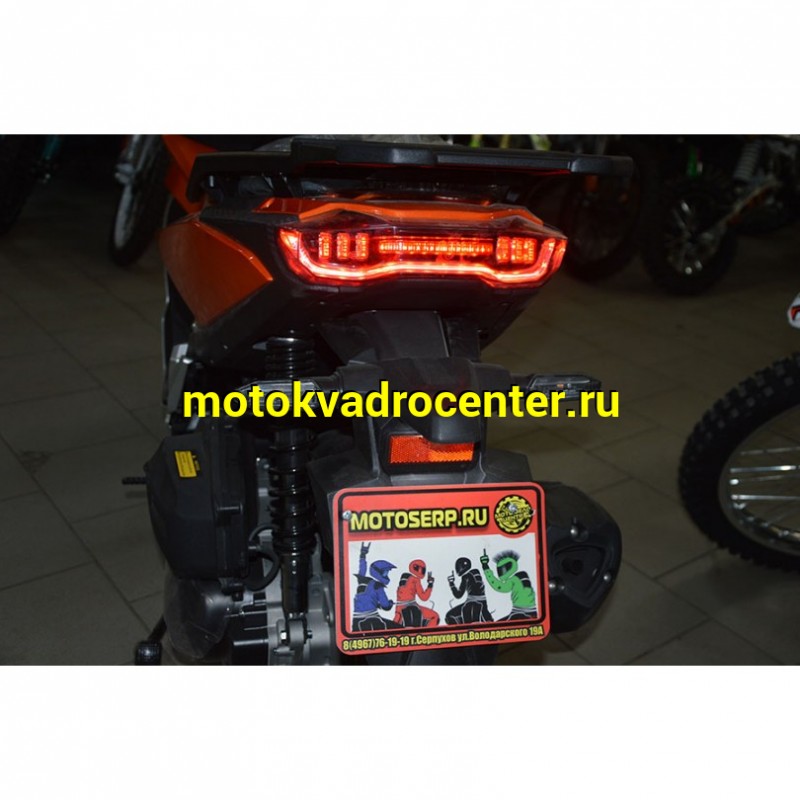 Купить  Скутер TRACER ADV 50 (Трейсер АДВ) (реплика HONDA X-ADV) 50cc  4Т, кол.13", диск./диск. (зал) (шт) 01250 (MM 47211 купить с доставкой по Москве и России, цена, технические характеристики, комплектация фото  - motoserp.ru