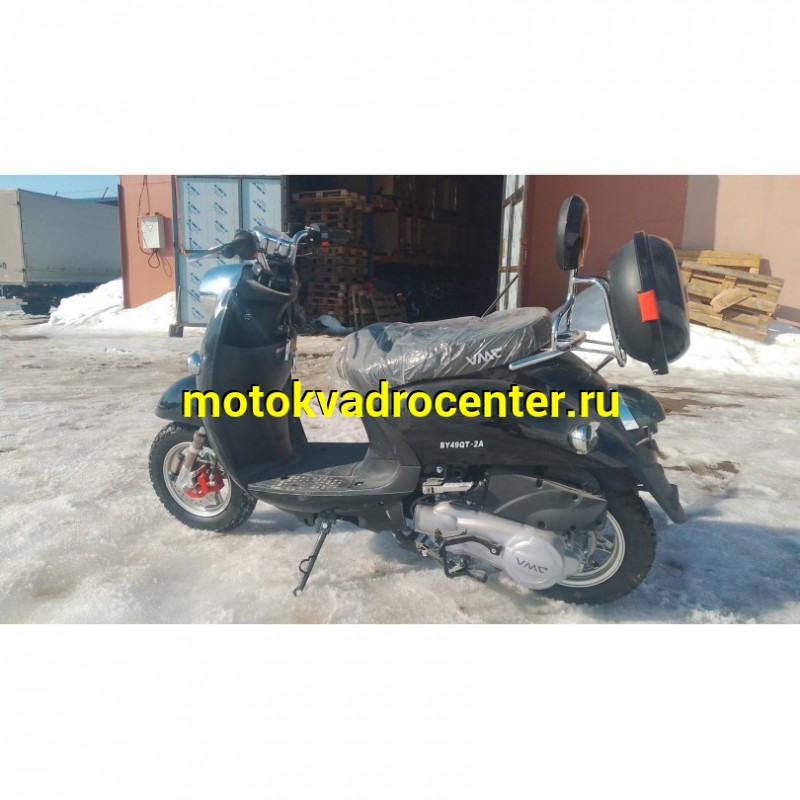 Купить  Скутер VMC RETRO с кофром (Венто Ретро) 50cc; 1,5 местный, 4Т, возд. охлажд., диск/барабан, кол. 10"/10"(шт) 01500 (Vento  купить с доставкой по Москве и России, цена, технические характеристики, комплектация фото  - motoserp.ru