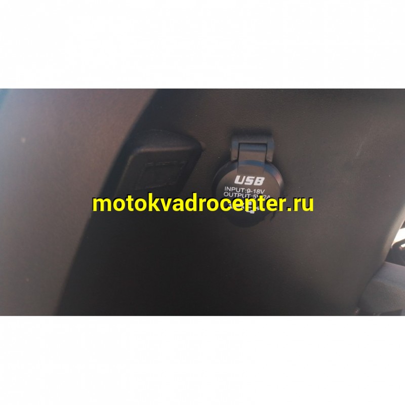 Купить  Скутер VMC RETRO с кофром (Венто Ретро) 50cc; 1,5 местный, 4Т, возд. охлажд., диск/барабан, кол. 10"/10"(шт) 01500 (Vento  купить с доставкой по Москве и России, цена, технические характеристики, комплектация фото  - motoserp.ru