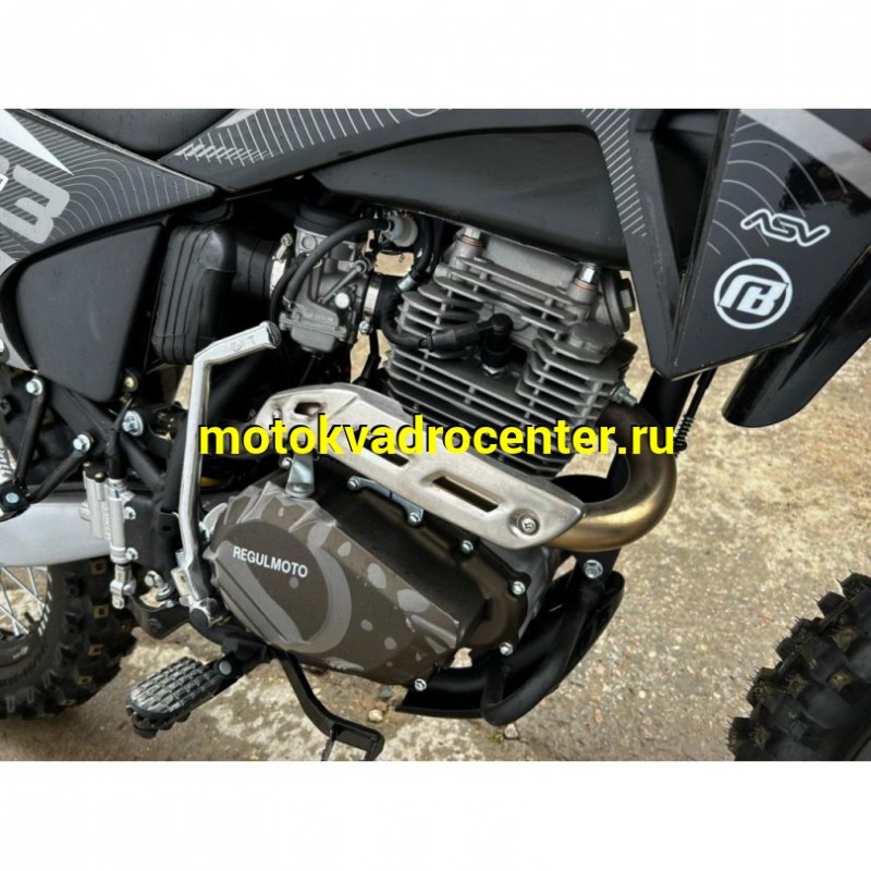 Купить  Мотоцикл Кросс/Эндуро Regulmoto Sport-003 PR PRO (4 valves) 5пер. Черный  300сс (ЭПТС) 21/18, ZS175FMM-5, возд.охл.,диск/диск,(шт) купить с доставкой по Москве и России, цена, технические характеристики, комплектация фото  - motoserp.ru