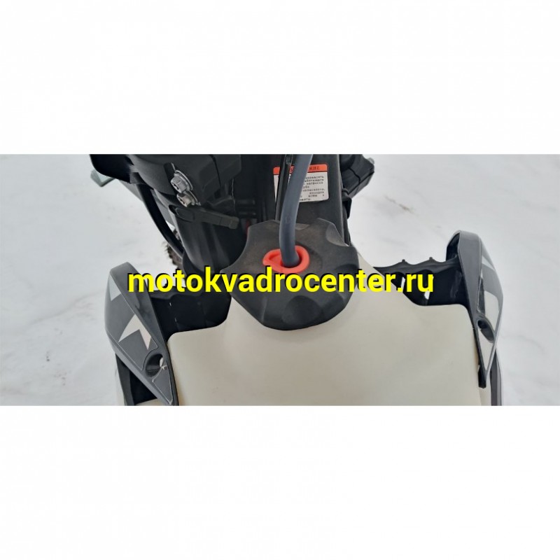 Купить  Мотоцикл Кросс/Эндуро BRZ X8 PR250 BE (172FMM-PR) (спортинв) 250сс, ZS172FMM-5 PR балансир. 21/18 (шт) купить с доставкой по Москве и России, цена, технические характеристики, комплектация фото  - motoserp.ru