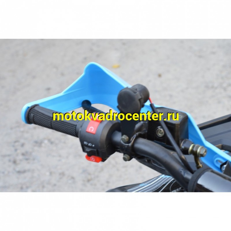 Купить  200cc Квадроцикл Racer FREELANDER PRO200 XTS 200сс, 10/10&quot;, диск/диск, зеркала, защита рук (шт) (Racer купить с доставкой по Москве и России, цена, технические характеристики, комплектация фото  - motoserp.ru