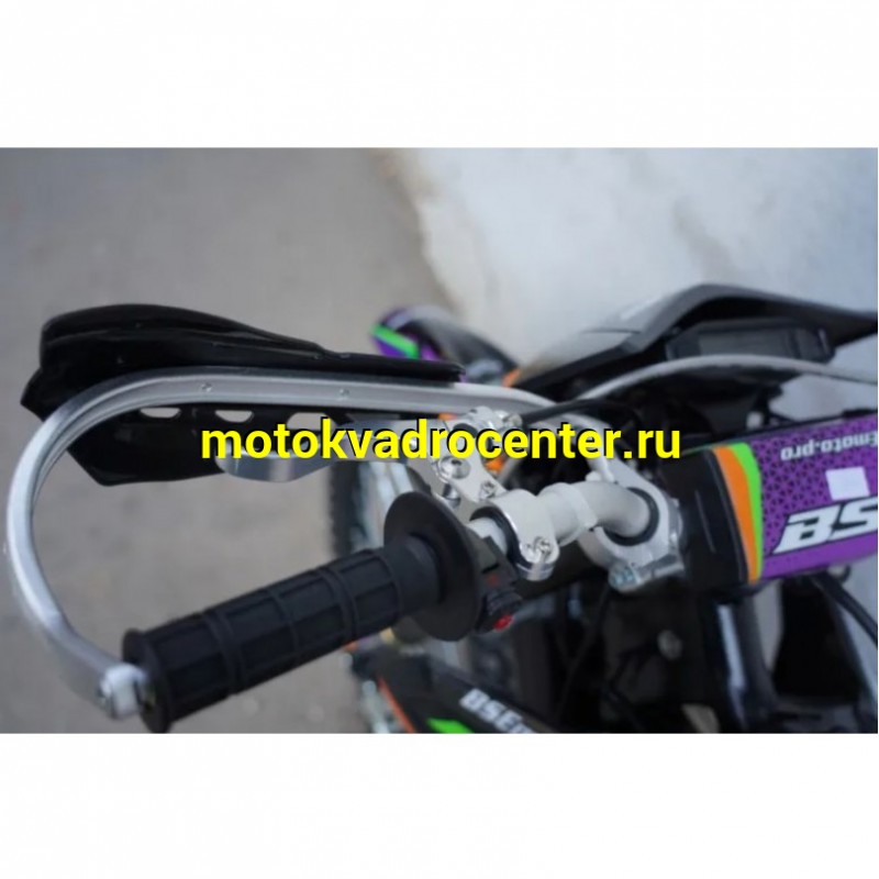 Купить  Мотоцикл Кросс/Эндуро BSE Z3 V 21/18 Flash (015) 250cc (спортинв)  ZS172FMM-5 (PR250) 21/18 (шт)  (ФОТО купить с доставкой по Москве и России, цена, технические характеристики, комплектация фото  - motoserp.ru