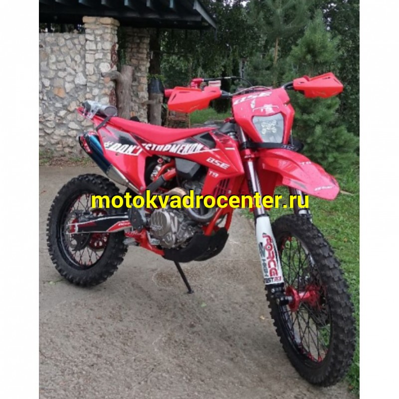 Купить  Мотоцикл Кросс/Эндуро BSE T9 Red Arrow 300сс, (TYX300SR) 21/18,  FASTACE, призер SEA TO SKY (шт)  купить с доставкой по Москве и России, цена, технические характеристики, комплектация фото  - motoserp.ru