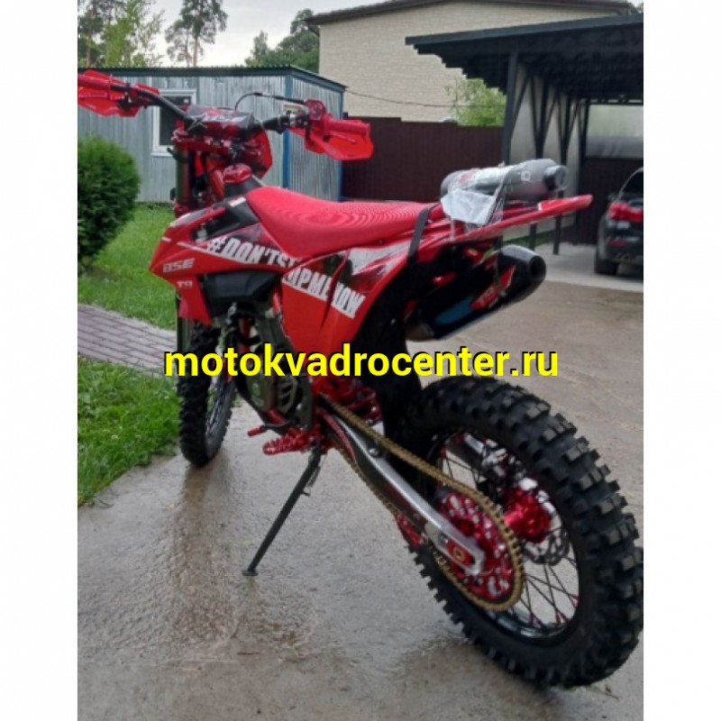 Купить  Мотоцикл Кросс/Эндуро BSE T9 Red Arrow 300сс, (TYX300SR) 21/18,  FASTACE, призер SEA TO SKY (шт)  купить с доставкой по Москве и России, цена, технические характеристики, комплектация фото  - motoserp.ru