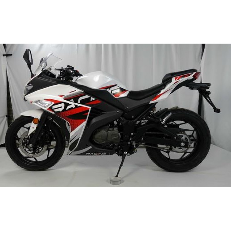 Купить  Мотоцикл Yamasaki EEC 125 (реплика Ninja) ПТС, спорт 4Т, 125cc,  6КПП, 110/70-17"/150/70-17" (шт)  купить с доставкой по Москве и России, цена, технические характеристики, комплектация фото  - motoserp.ru