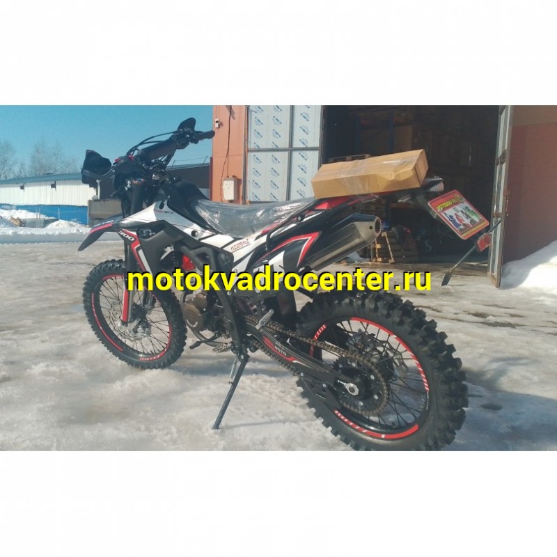 Купить  Мотоцикл Кросс/Эндуро Regulmoto CR-Z 300 (ЭПТС) 21/18, Gear 6, (NB300) NB178MN-6 292сс, 4Т, Красный/черный (шт) купить с доставкой по Москве и России, цена, технические характеристики, комплектация фото  - motoserp.ru
