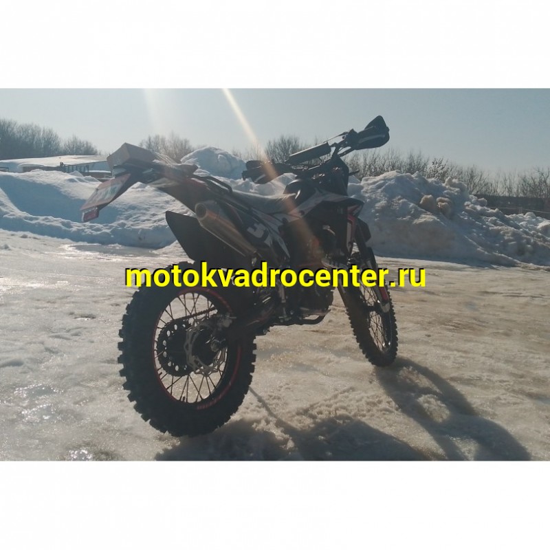 Купить  Мотоцикл Кросс/Эндуро Regulmoto CR-Z 300 (ЭПТС) 21/18, Gear 6, (NB300) NB178MN-6 292сс, 4Т, Красный/черный (шт) купить с доставкой по Москве и России, цена, технические характеристики, комплектация фото  - motoserp.ru