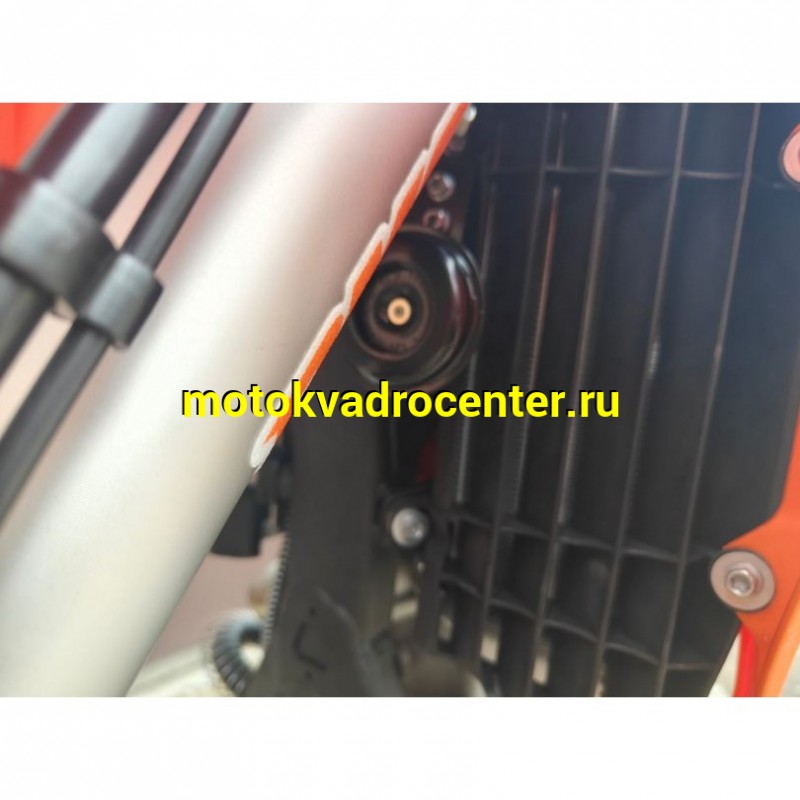 Купить  Мотоцикл Кросс/Эндуро Regulmoto SIX DAYS 350сс (ЭПТС) (ZS NB350) 21/18" 31,2 л.с. (шт) купить с доставкой по Москве и России, цена, технические характеристики, комплектация фото  - motoserp.ru