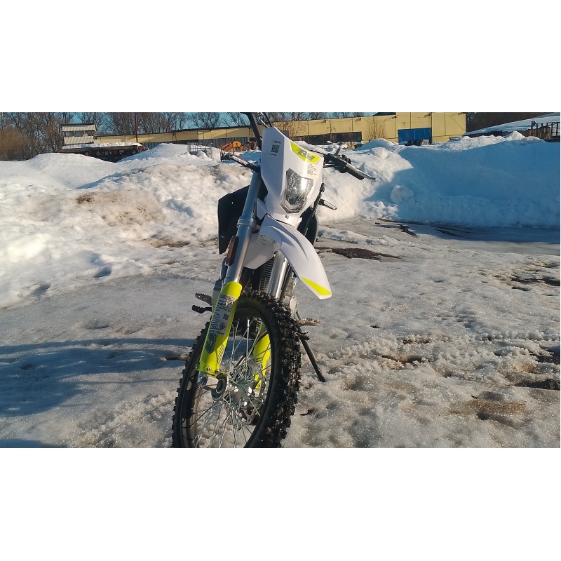 Купить  Мотоцикл Кросс/Эндуро Regulmoto LFA 200сс (ЭПТС) 19/16" 15л.с. (шт) купить с доставкой по Москве и России, цена, технические характеристики, комплектация фото  - motoserp.ru