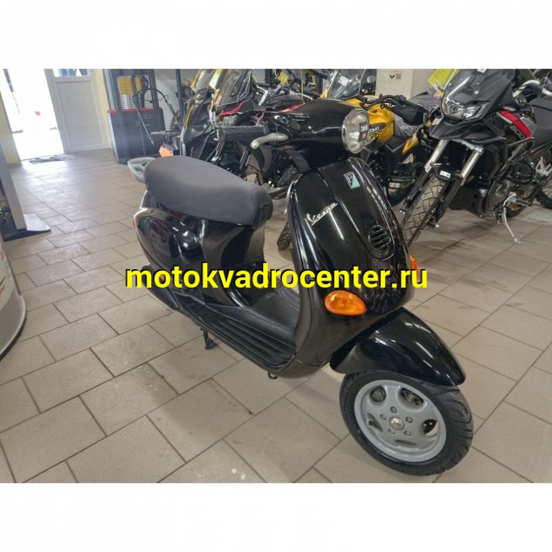 Купить  Скутер Vespa 50 ET4 11659км 2003 г.в. Из Японии,без пробега по РФ    купить с доставкой по Москве и России, цена, технические характеристики, комплектация фото  - motoserp.ru