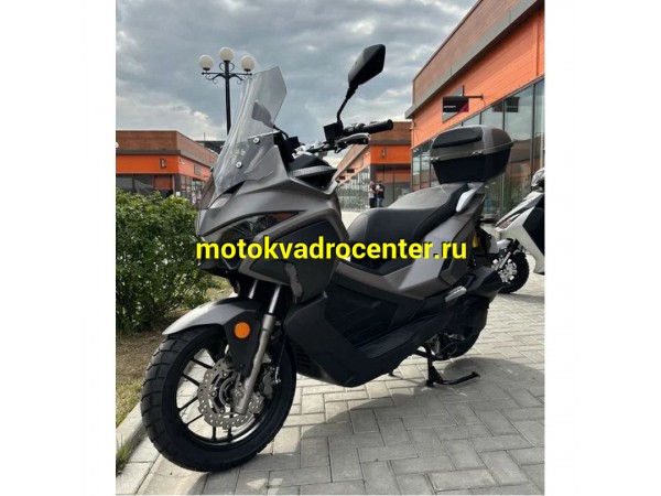 Купить  Скутер SPRMOTORS TRAVEL MAX T4-50H EFI, 14/13" с одним кофром (шт) 01800 (SPR купить с доставкой по Москве и России, цена, технические характеристики, комплектация фото  - motoserp.ru