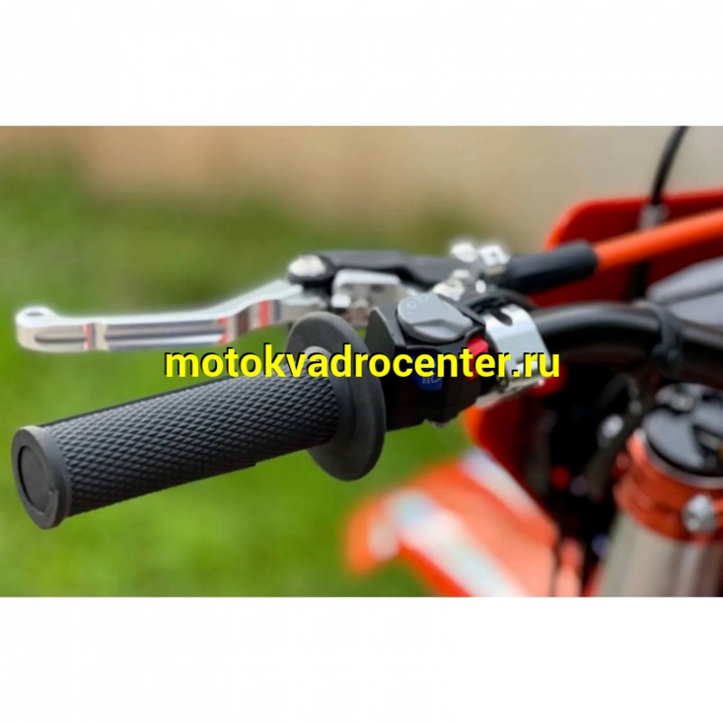 Купить  Мотоцикл Кросс/Эндуро STN V9 PRO 176MN (YBS300)  21/18" (репл KTM 24) с прогрес. , 21"/18" пластик КТМ 24 и рама (К10) новый мотор, усил. сцепл. (шт) купить с доставкой по Москве и России, цена, технические характеристики, комплектация фото  - motoserp.ru