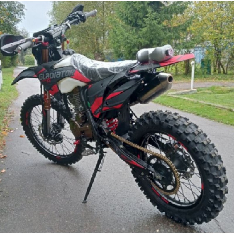 Купить  Мотоцикл Кросс/Эндуро Gladiator K2, 250cc,  LC171YMM (YB250H) 4х клапанный, 21/18", диск/диск (шт)  купить с доставкой по Москве и России, цена, технические характеристики, комплектация фото  - motoserp.ru