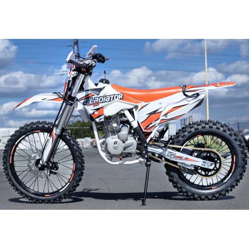 Купить  Мотоцикл Кросс/Эндуро Gladiator K2, 250cc,  LC171YMM (YB250H) 4х клапанный, 21/18", диск/диск (шт)  купить с доставкой по Москве и России, цена, технические характеристики, комплектация фото  - motoserp.ru