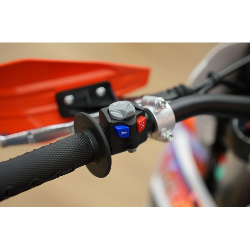 Купить  Мотоцикл Эндуро Loncin X-Spurs 300 (YB300H) 4Т, карб., охл. воздуш., 21"/18" (шт) купить с доставкой по Москве и России, цена, технические характеристики, комплектация фото  - motoserp.ru