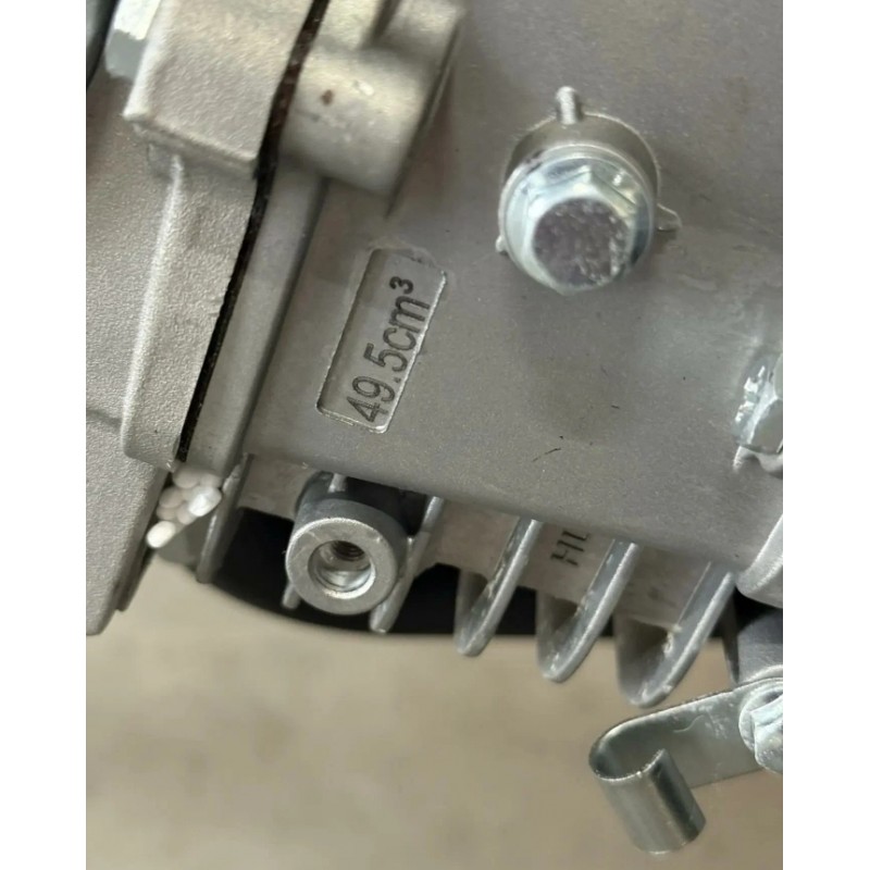 Купить  Мопед APEKS TYPE R, 4т.,50cc, колеса 18"/18"; 4пер., эл. старт/кик. (шт) (01250  купить с доставкой по Москве и России, цена, технические характеристики, комплектация фото  - motoserp.ru